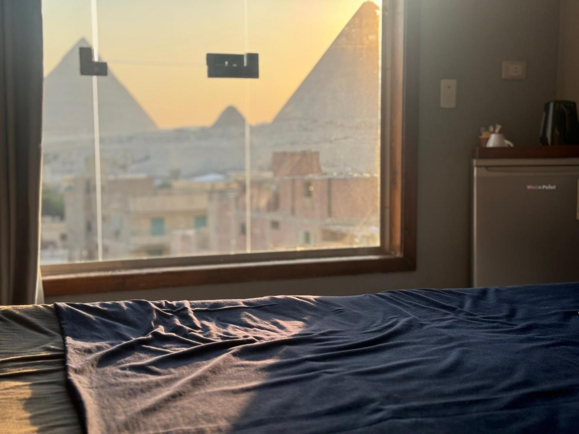 Hotel Pyramids Hills 3*