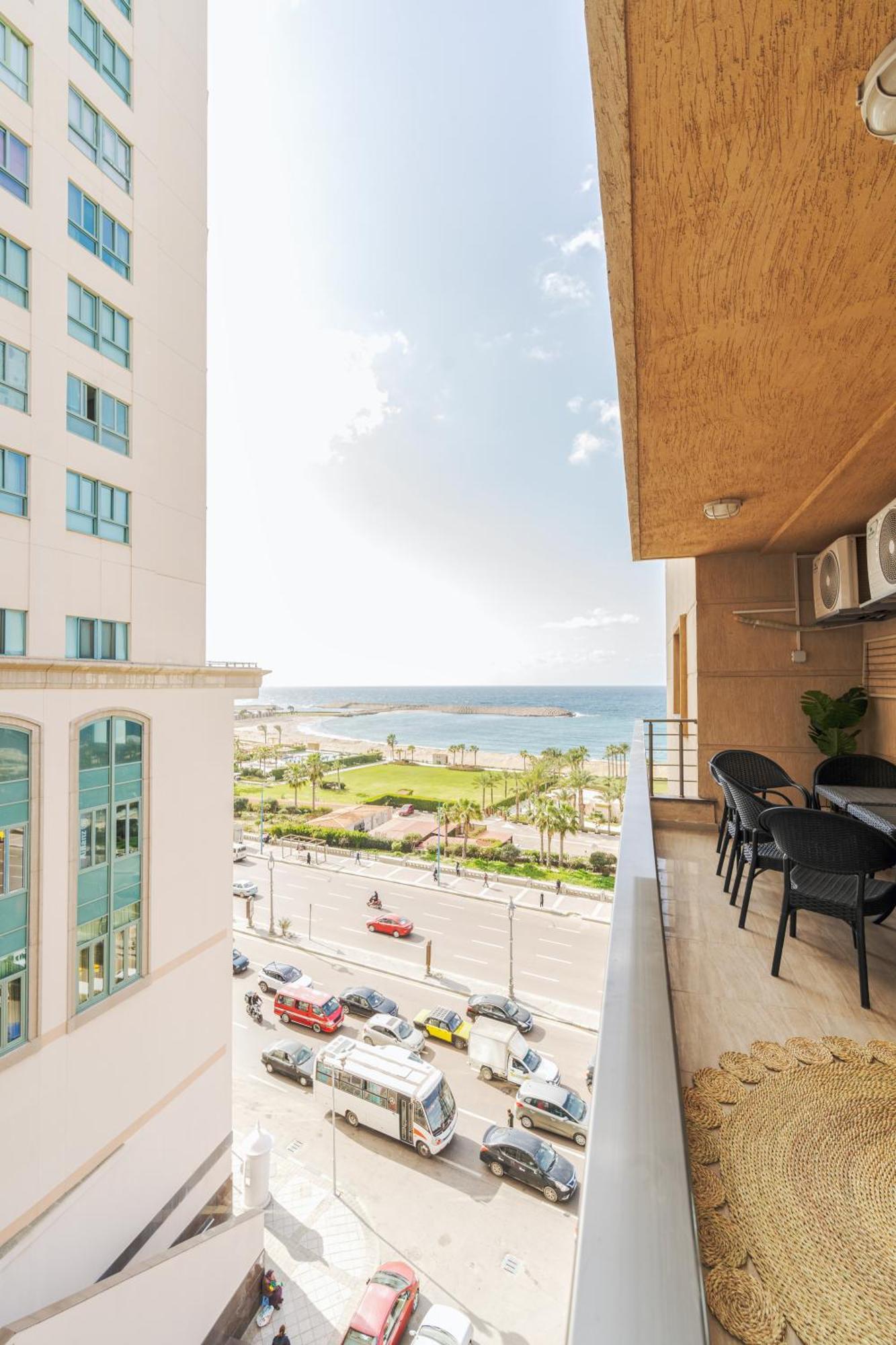 Nabeel Homes Boutique * Alexandria