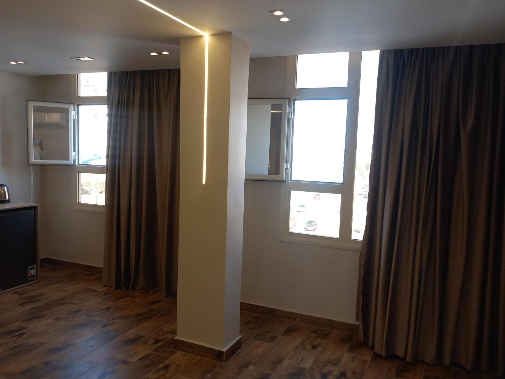 Pyramids Enigma Grand Hotel Kafret el-Gabal