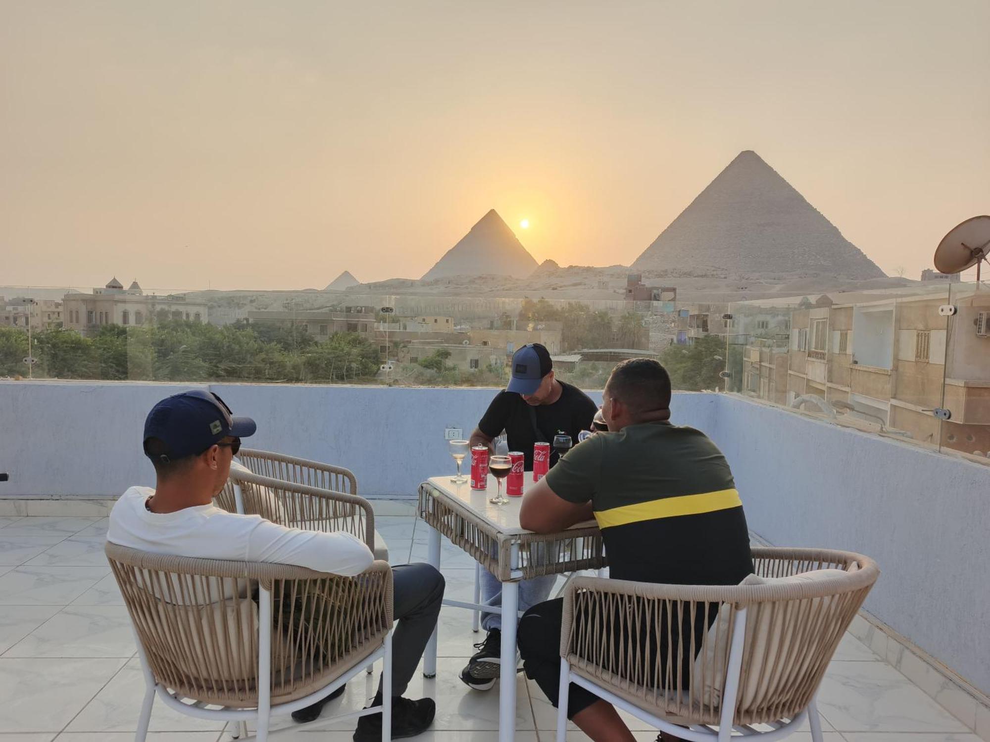 Habu Pyramids View Kafret el-Gabal