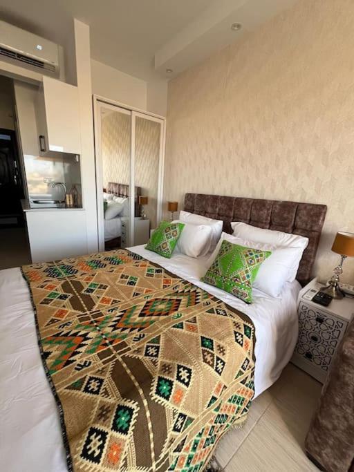 Apartament Chic With Modern Comforts *