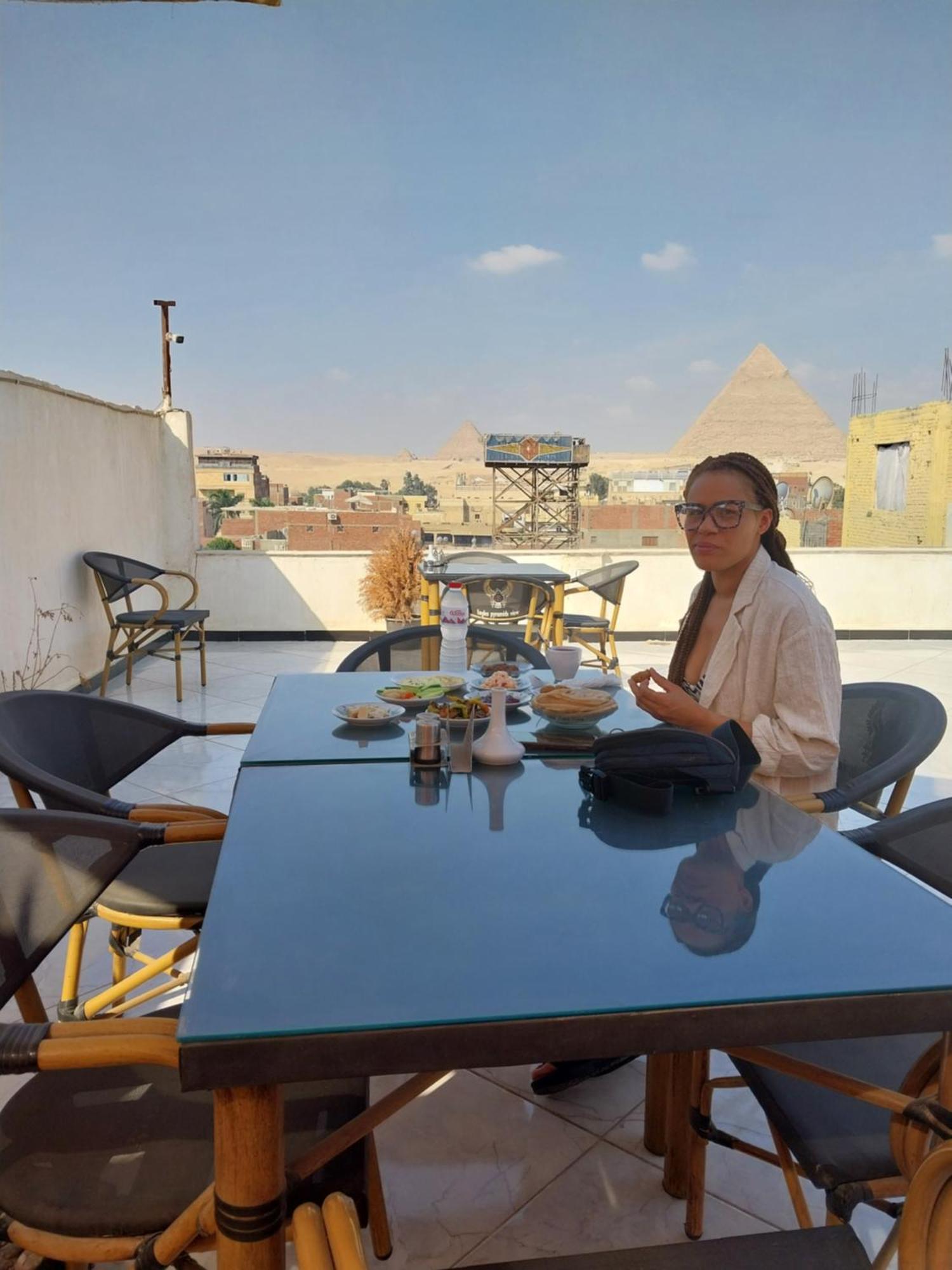 Eagles Pyramids View Hotel *