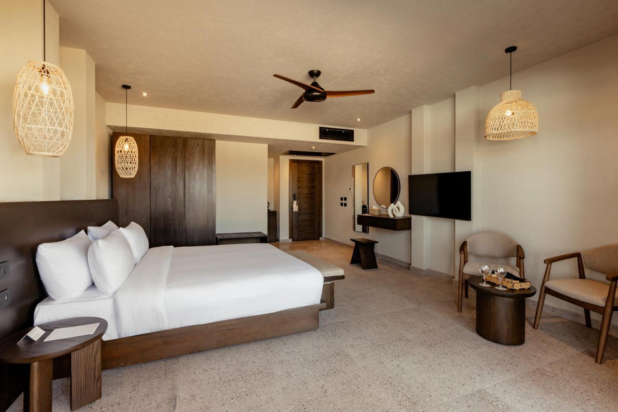Sentido Naga Bay - Adults Friendly