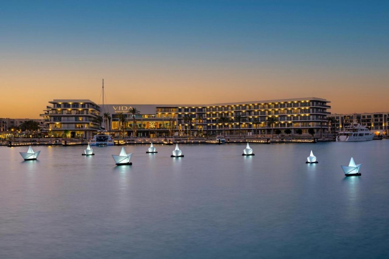 Serviced At Vida Marina Marassi