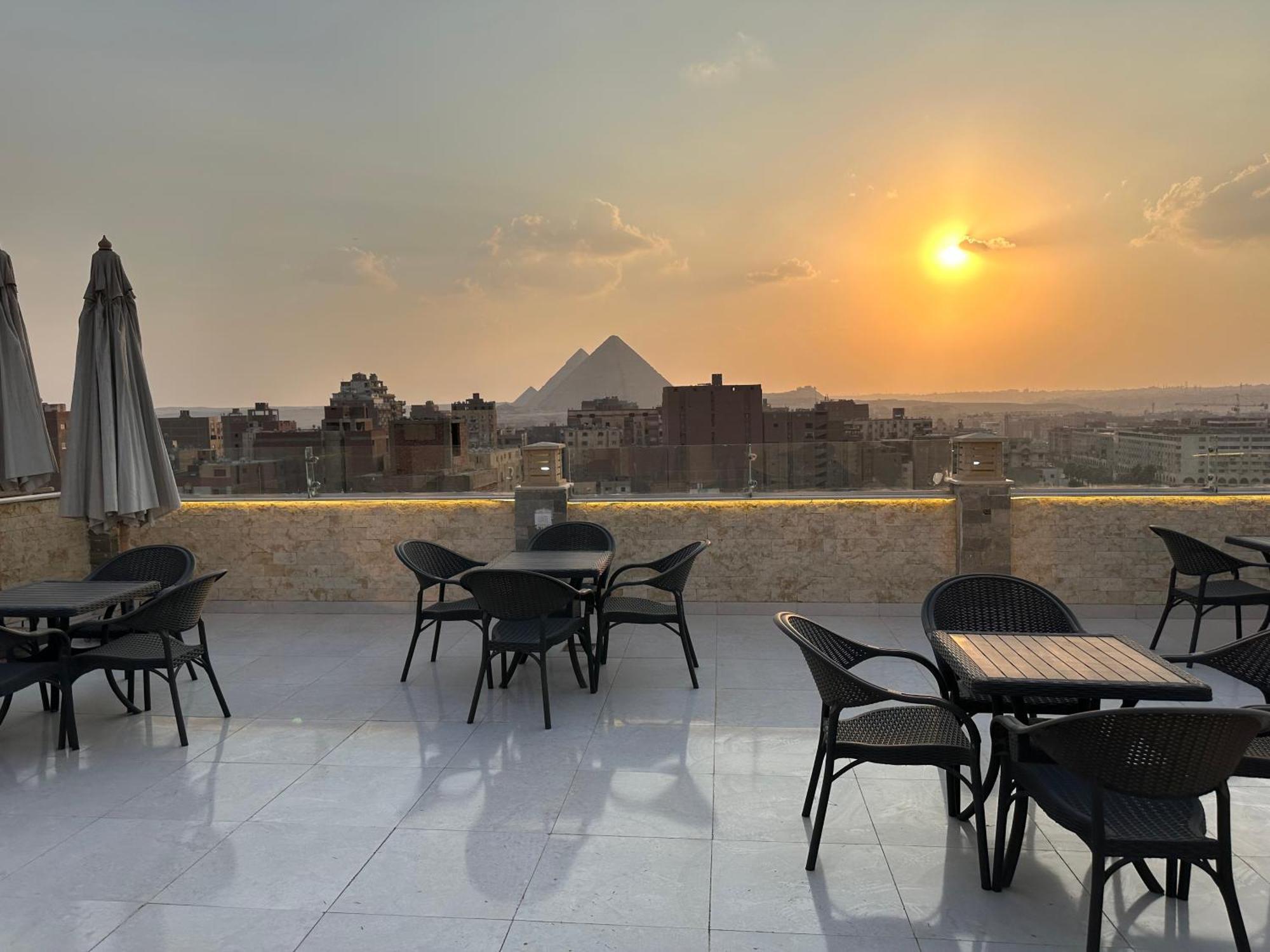 Sun 3 Pyramids Hotel 3*