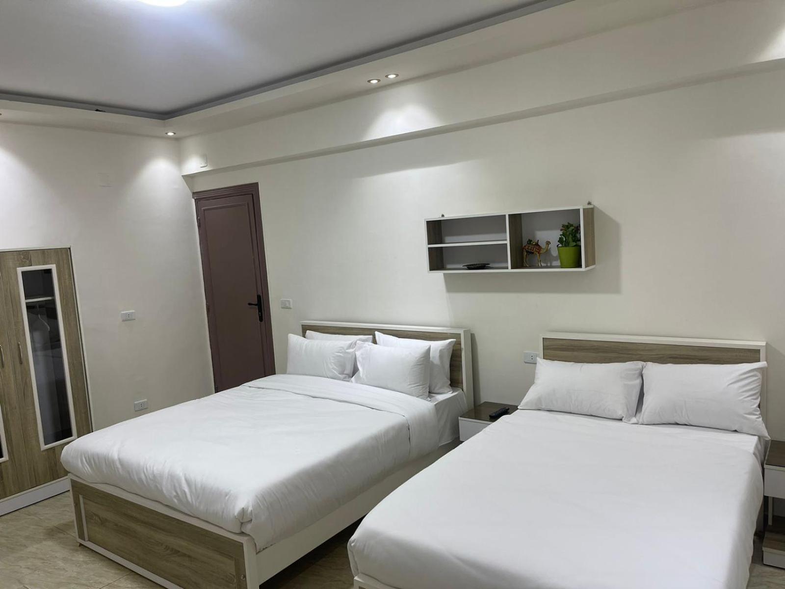 Cheristo Pyramids View Bed & Breakfast Kafrat al Jabal
