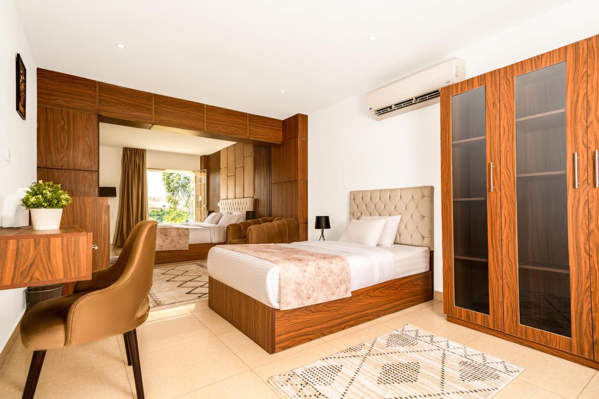 Peace West Pyramids Cairo 3*