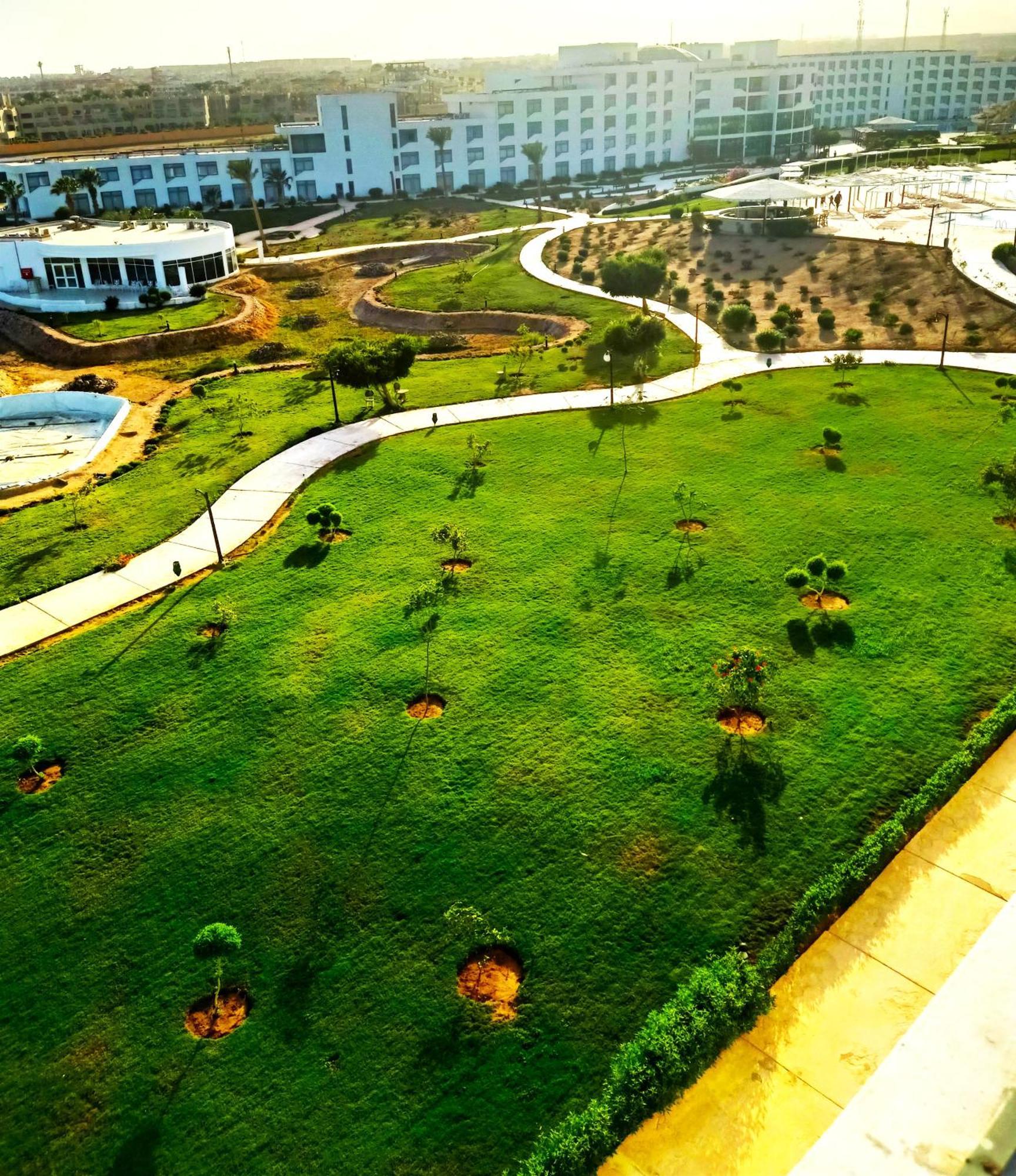 Amarina Sun & Aqua Park Resort 5*