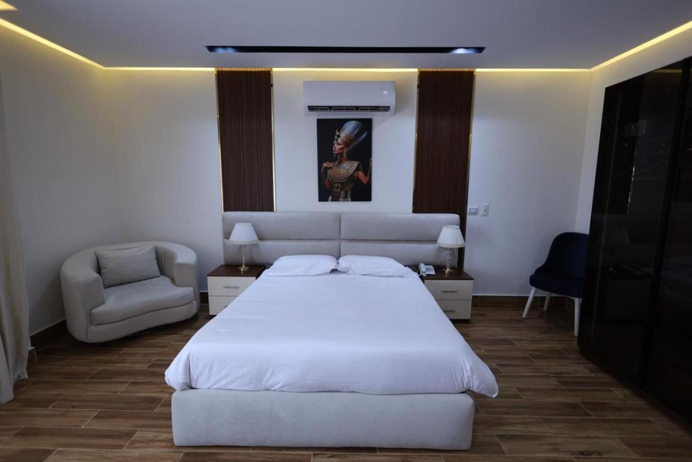 Hotel Pyramids Sunshine View 5*