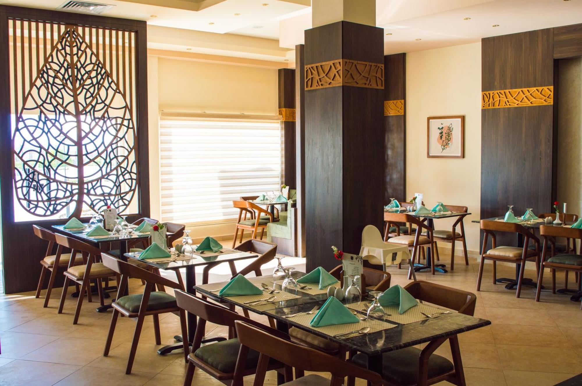 Oyster Bay 01 4* Abu Dabab