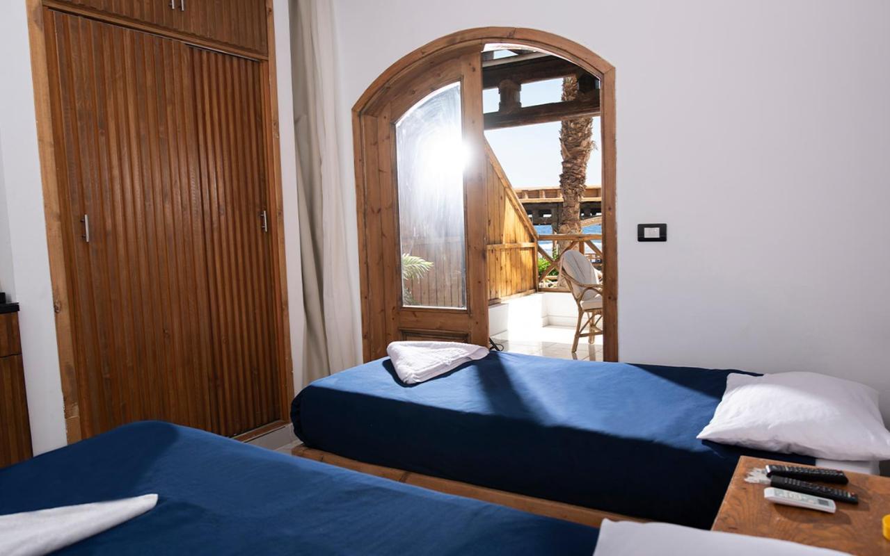 Penguin Village Otel Dahab