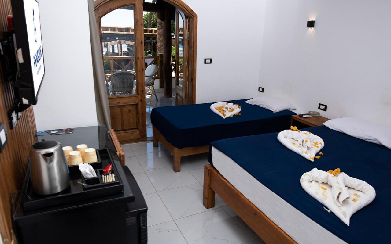 Penguin Village 3*