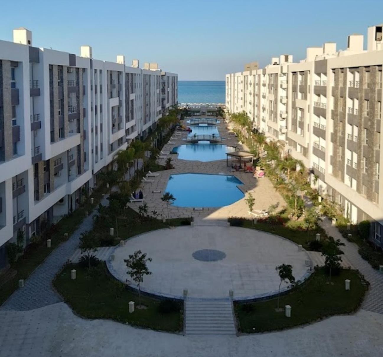 Fanadir Bay In Hurghada, Egypt Daire