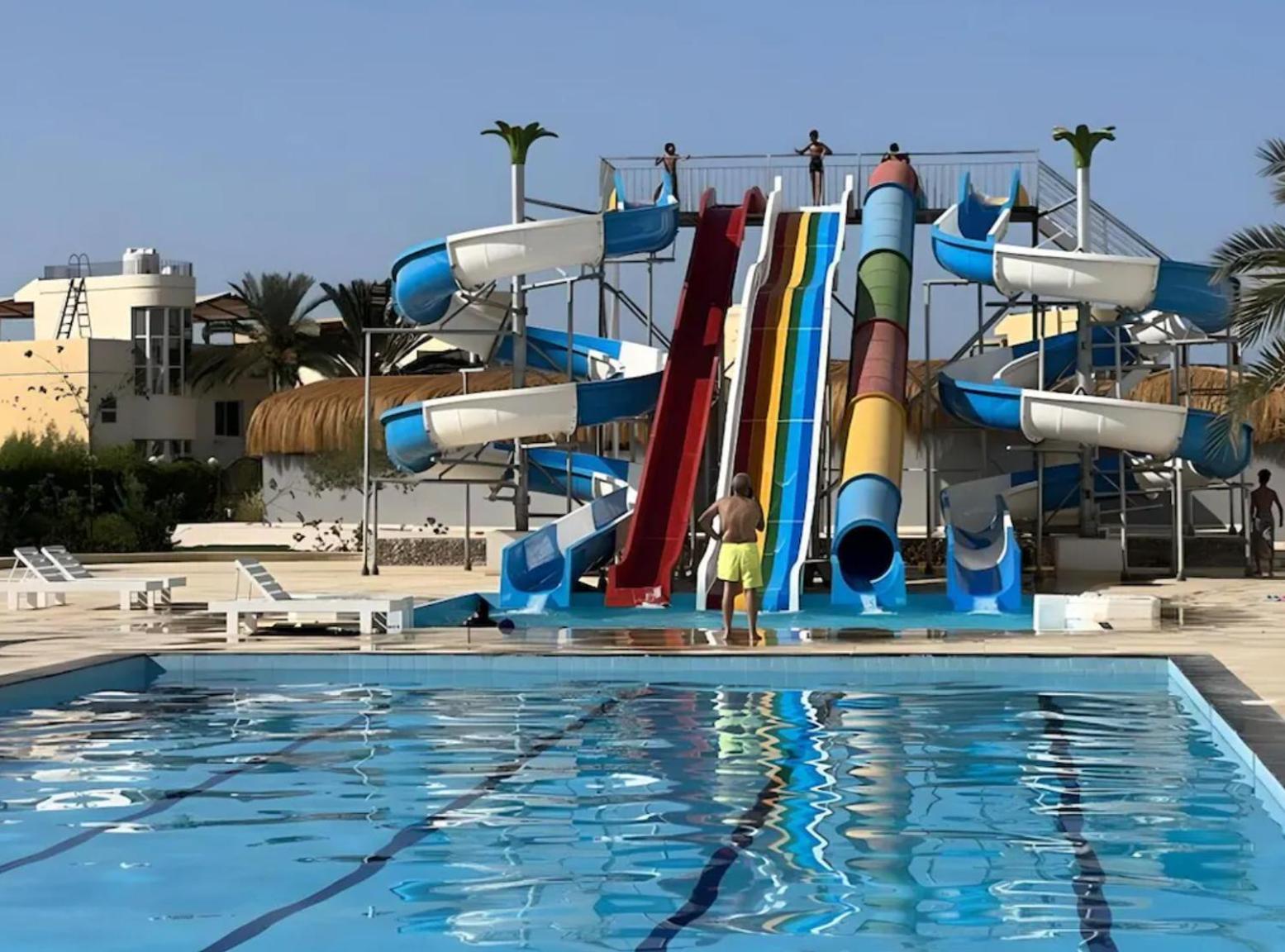 Fanadir Bay In Hurghada, Egypt Daire Hurgada