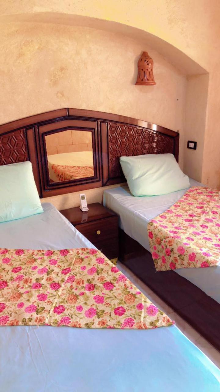 Queen House * Aswan
