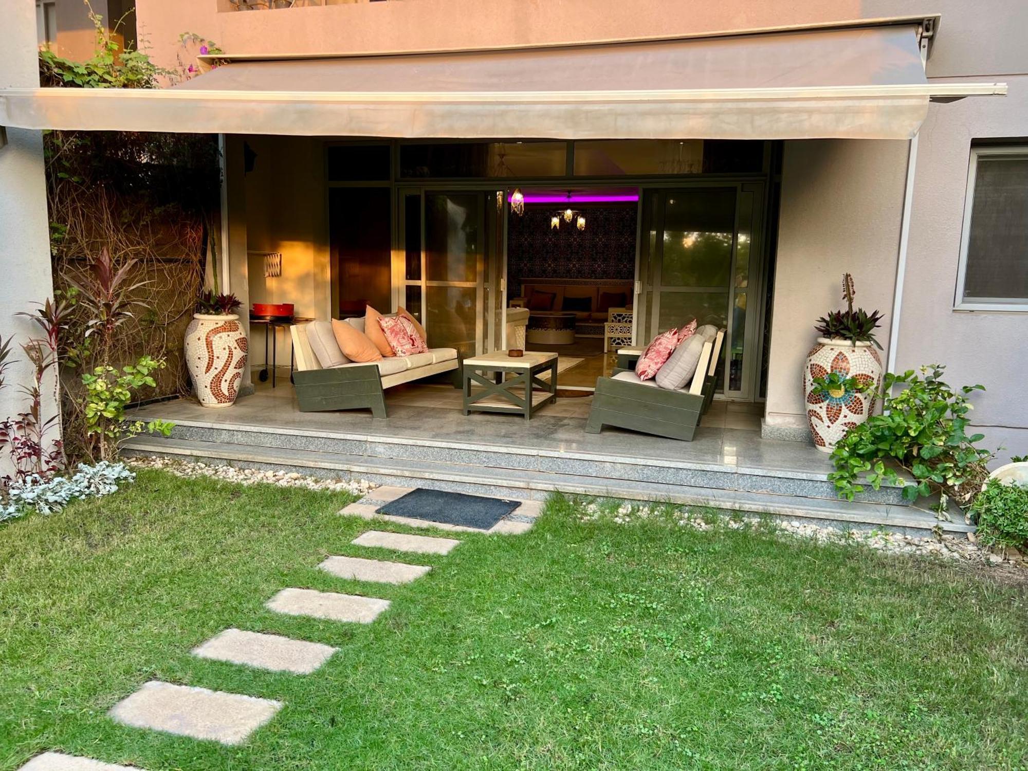 Cfc Ultra Luxurious Andalusian With Garden & Office Apartment *