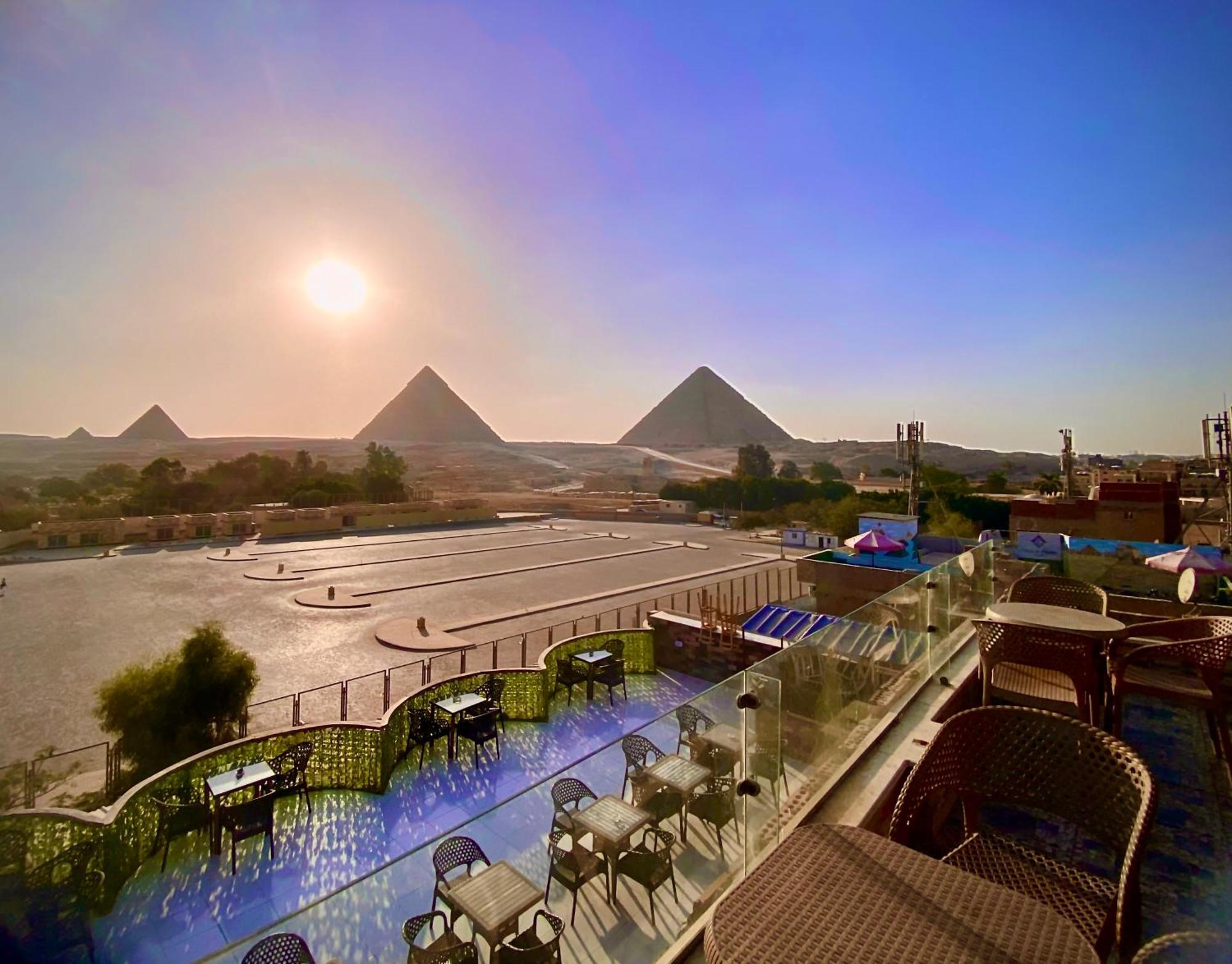 Tut Pyramids View Hotel