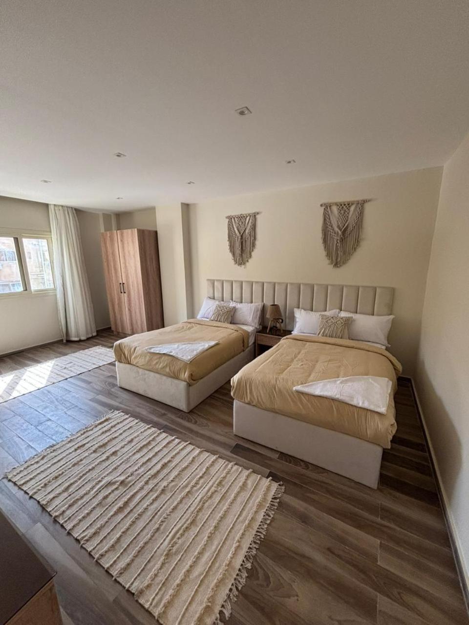 Sequoia Pyramids View 3*