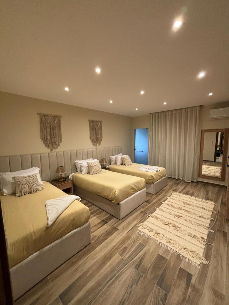 Sequoia Pyramids View 3*