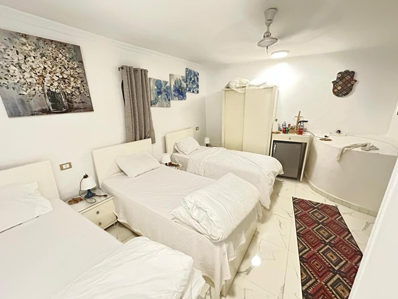 White House Guest house *
