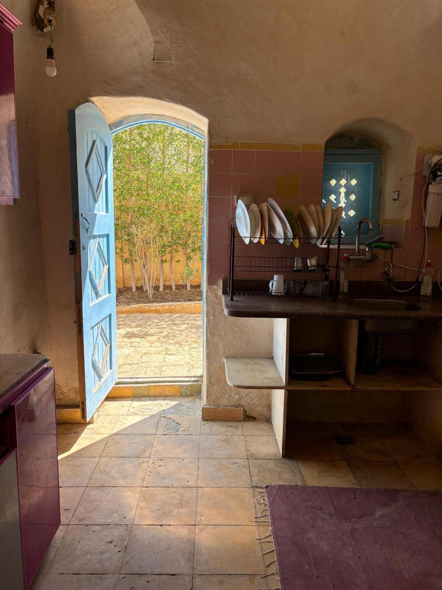 Khan Villa
