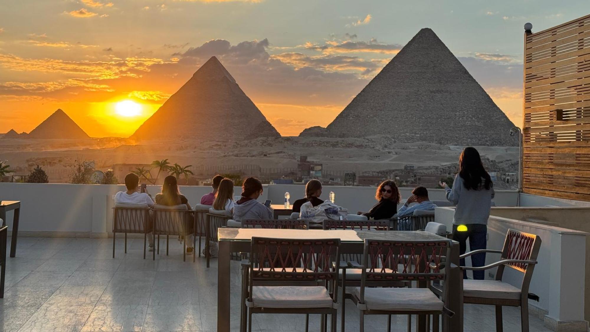 Pyramids 3* Kafrat al Jabal