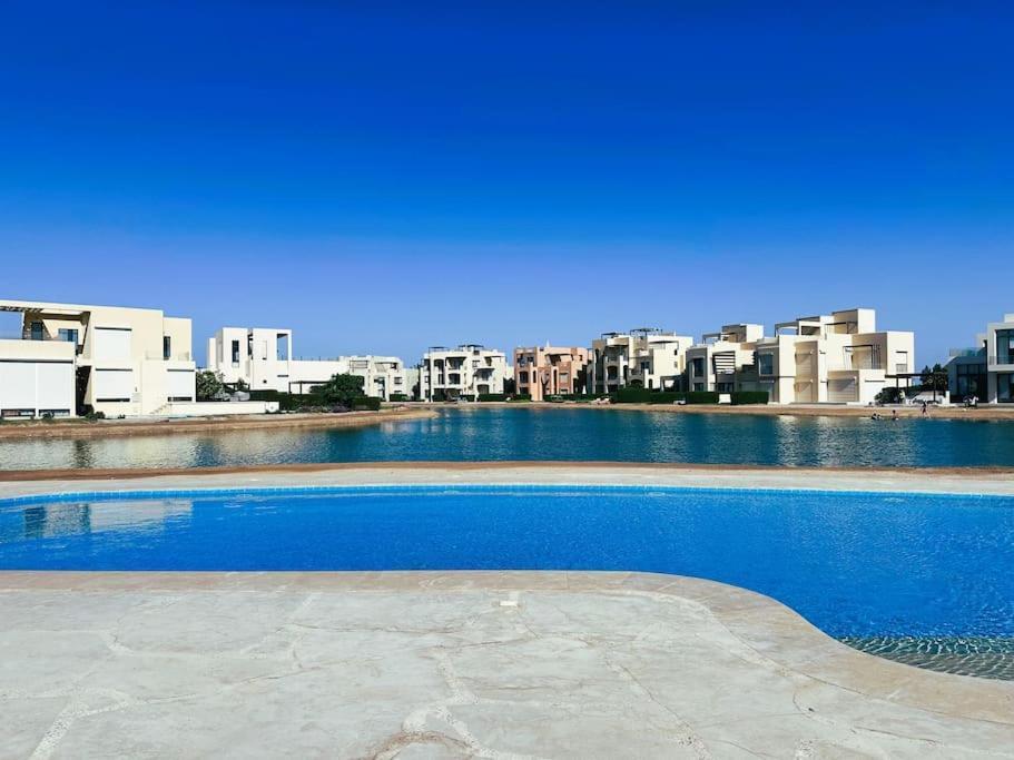 Luminous 4br Villa, Free Pool & Lagoon Access At Gouna * Hurghada