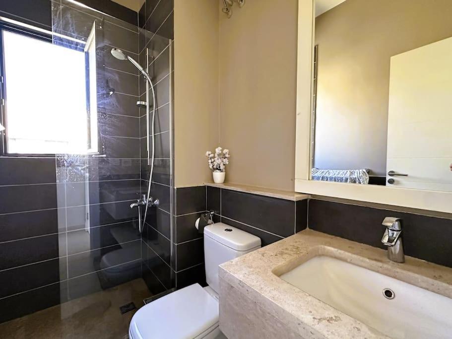 Luminous 4br Villa, Free Pool & Lagoon Access At Gouna Villa