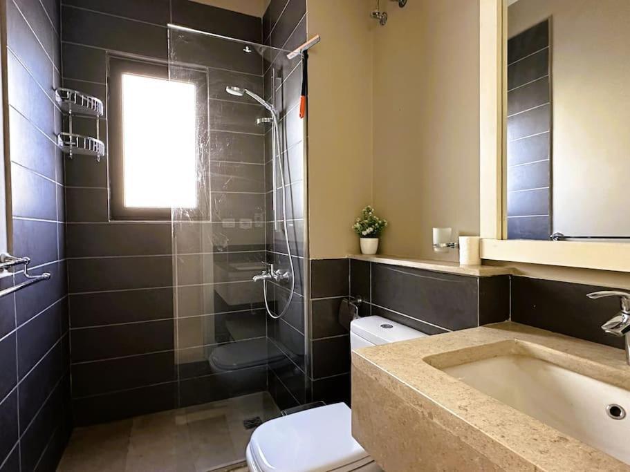 Luminous 4br Villa, Free Pool & Lagoon Access At Gouna *
