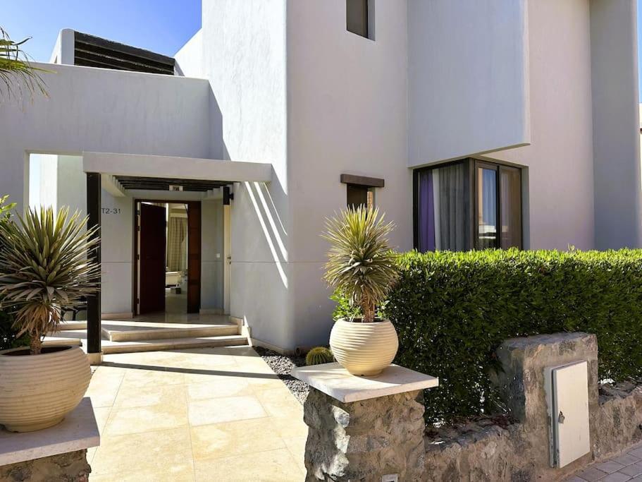 Luminous 4br Villa, Free Pool & Lagoon Access At Gouna * Hurghada