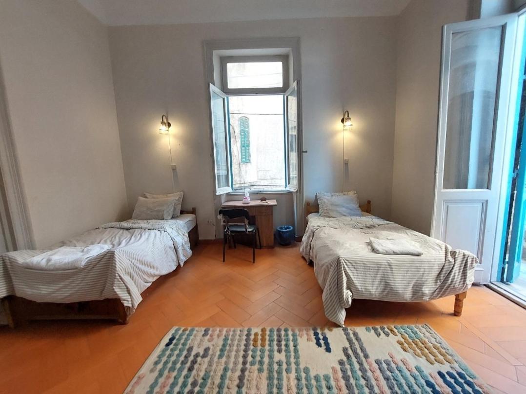 Private At Shared Apartment, Only Men And Sorry Ladies Not Allowed 仅限男士 *