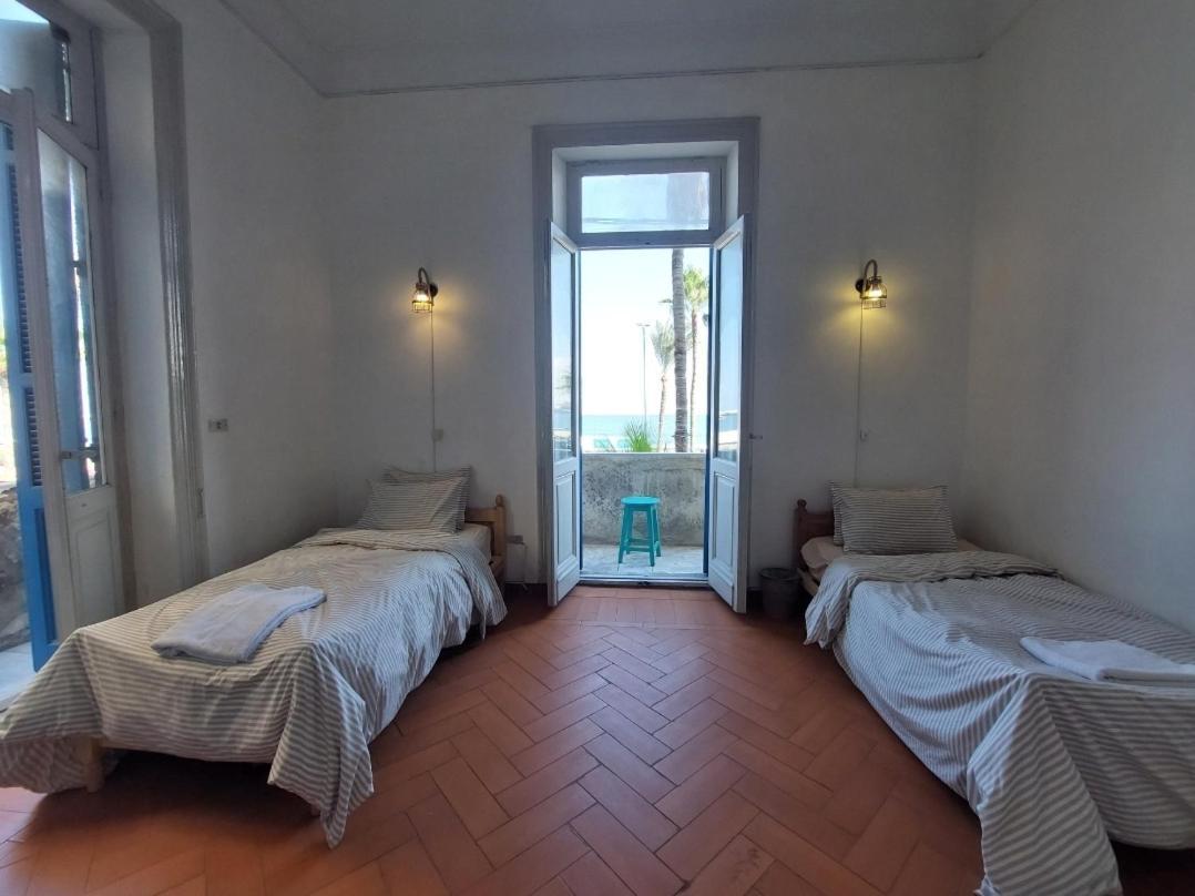 Private At Shared Apartment, Only Men And Sorry Ladies Not Allowed 仅限男士 Alexandria