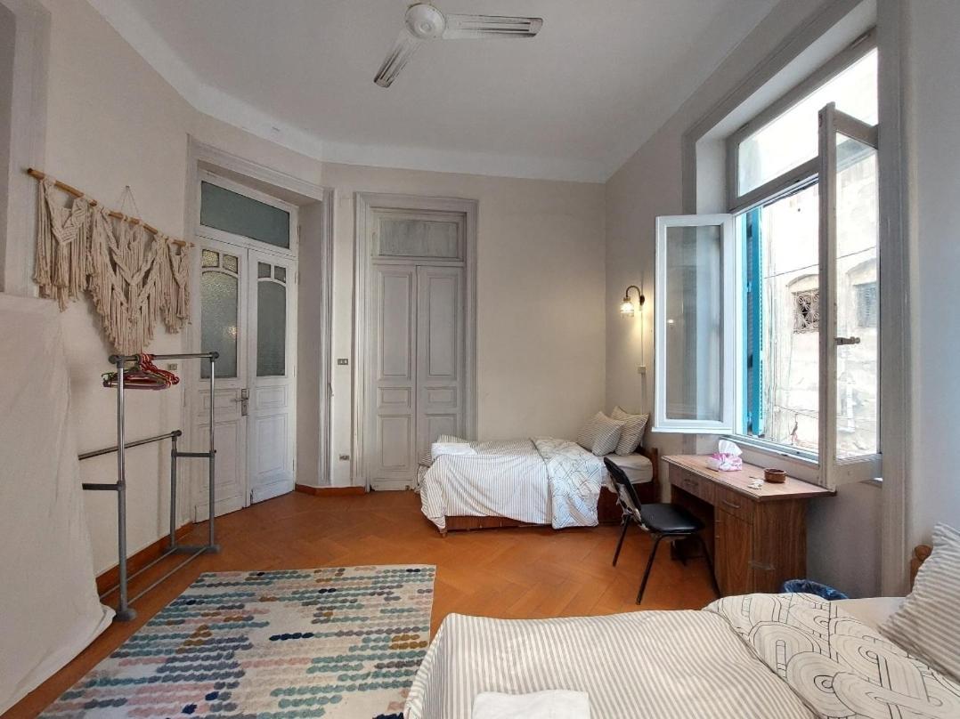 Homestay Private At Shared Apartment, Only Men And Sorry Ladies Not Allowed 仅限男士 Alexandria