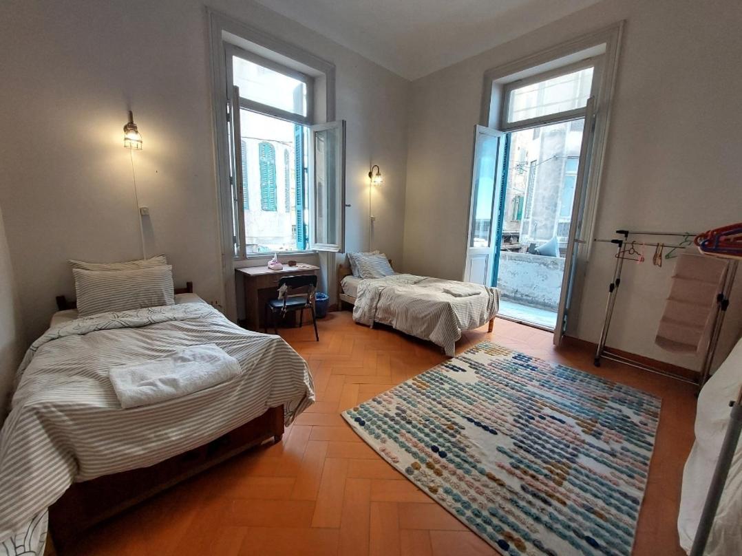 Homestay Private At Shared Apartment, Only Men And Sorry Ladies Not Allowed 仅限男士 *