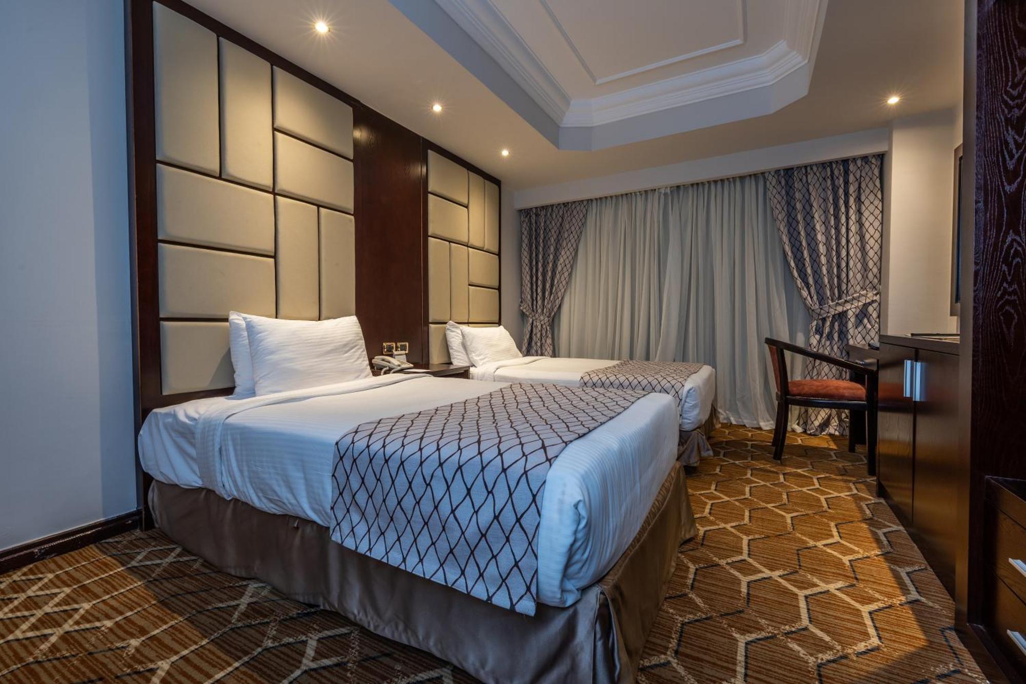 Triumph Plaza Hotel 4*