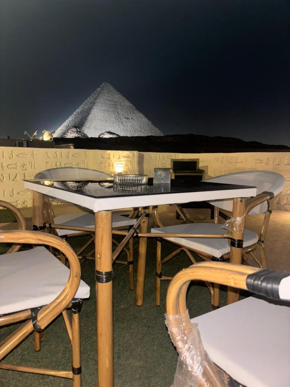 Rihana Pyramids Hostel *