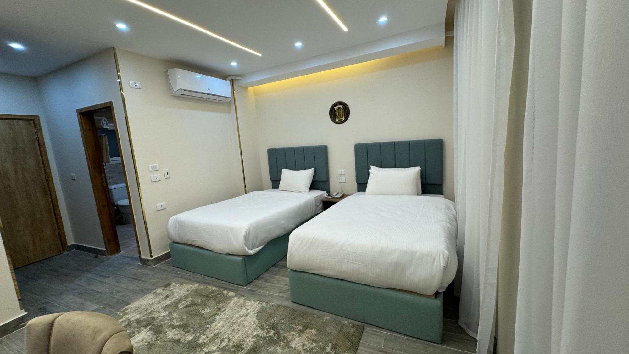 Konooz Pyramids 3* Kafrat al Jabal