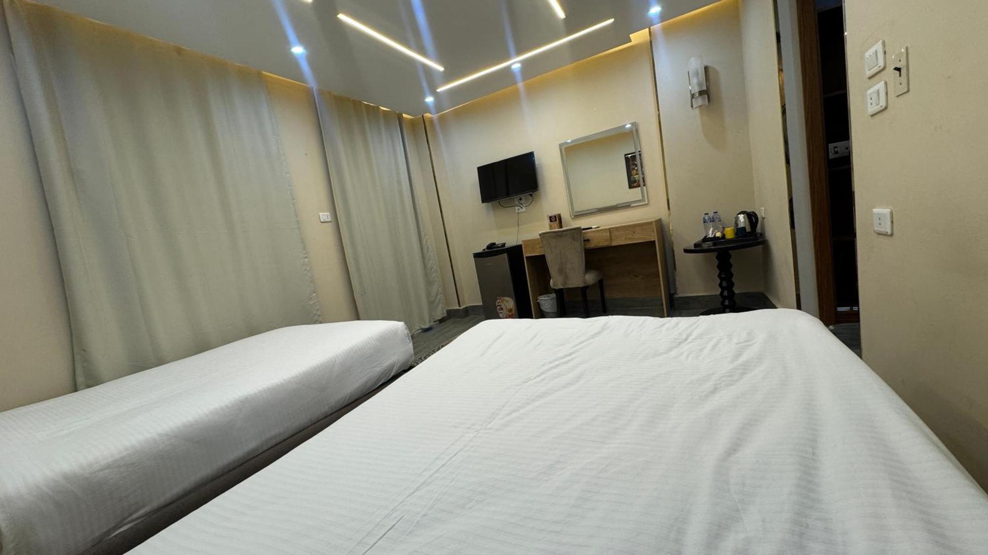 Konooz Pyramids Hotel Kafrat al Jabal