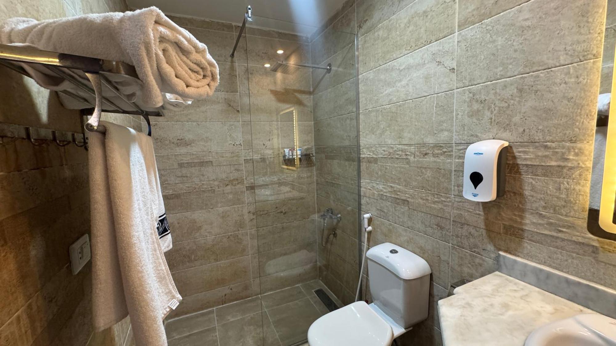 Hotel Konooz Pyramids Kafrat al Jabal
