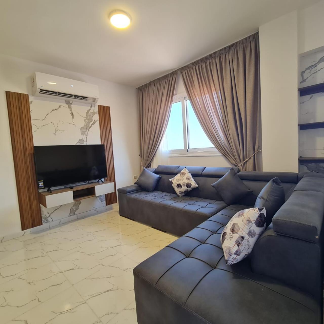 Apartment La Prestigia *