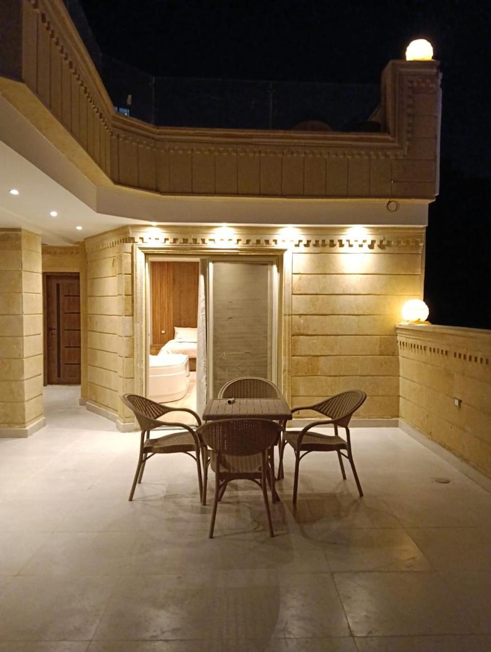 Rihana Pyramids Hostel *