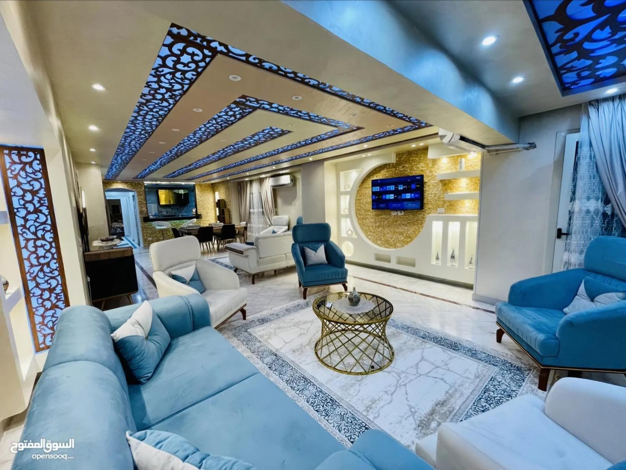 Apartment New Stylish 3br In El Dokki Near Shooting Club - Families Only *