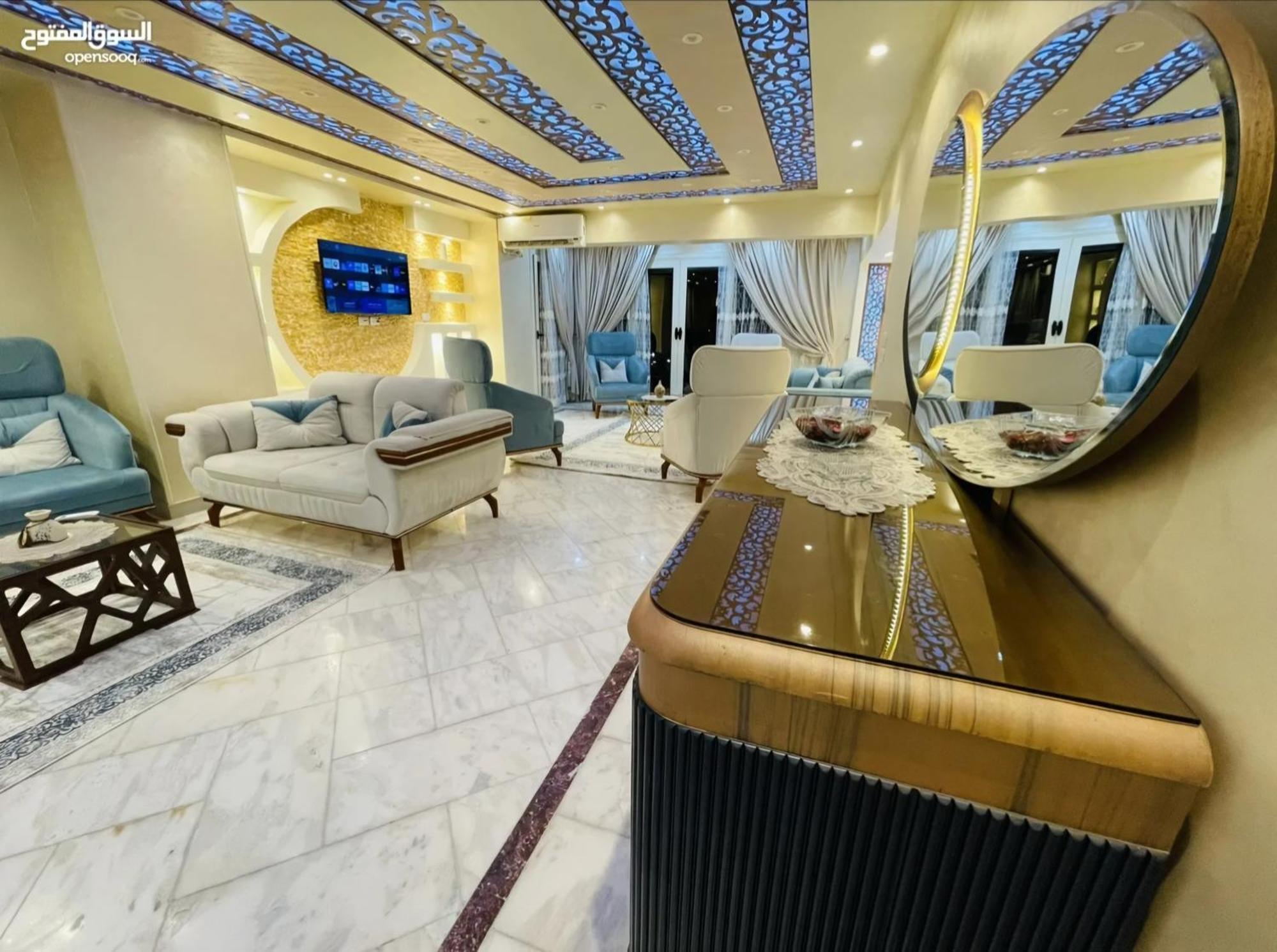 Apartment New Stylish 3br In El Dokki Near Shooting Club - Families Only Cairo