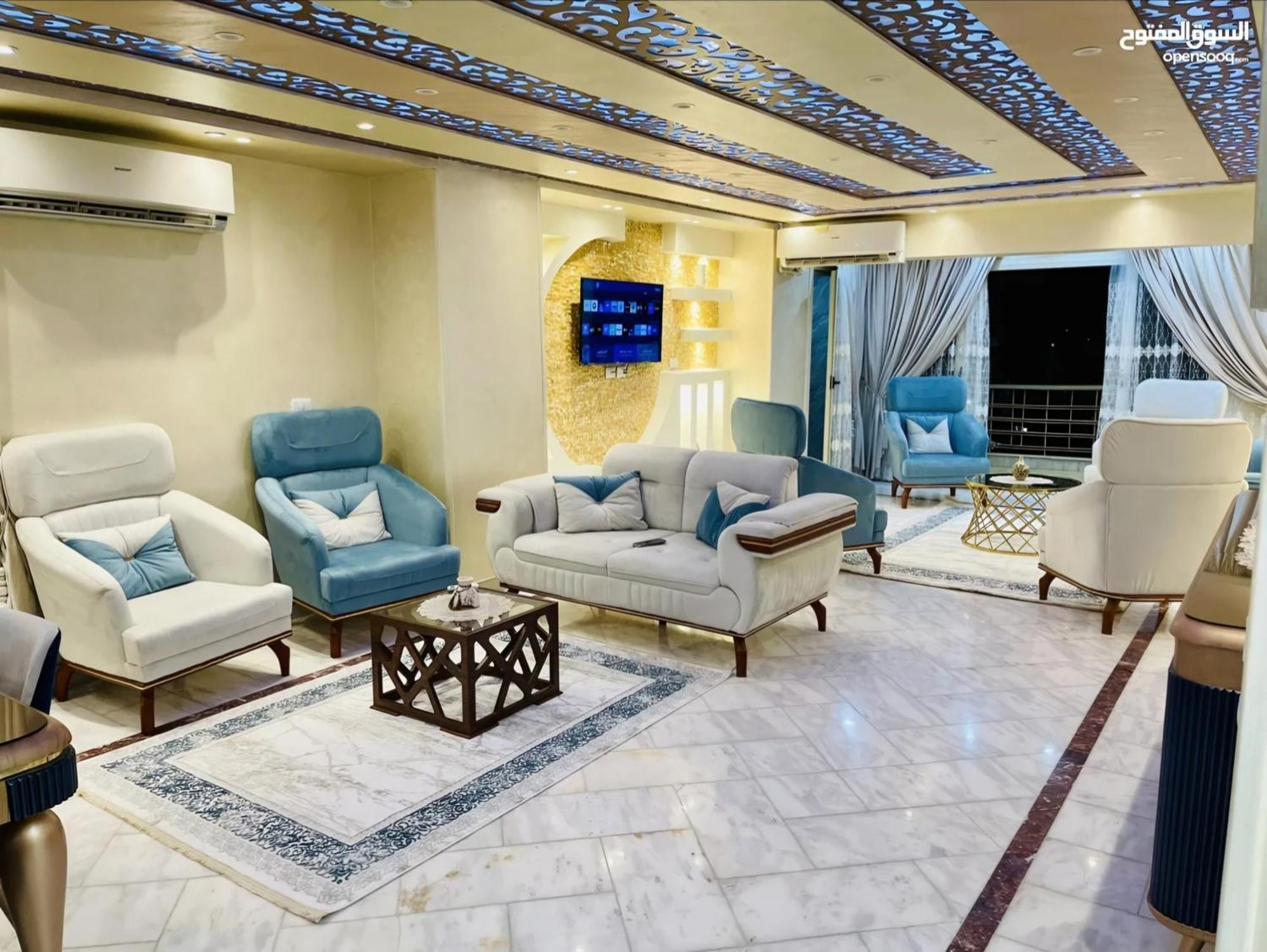 Apartment New Stylish 3br In El Dokki Near Shooting Club - Families Only