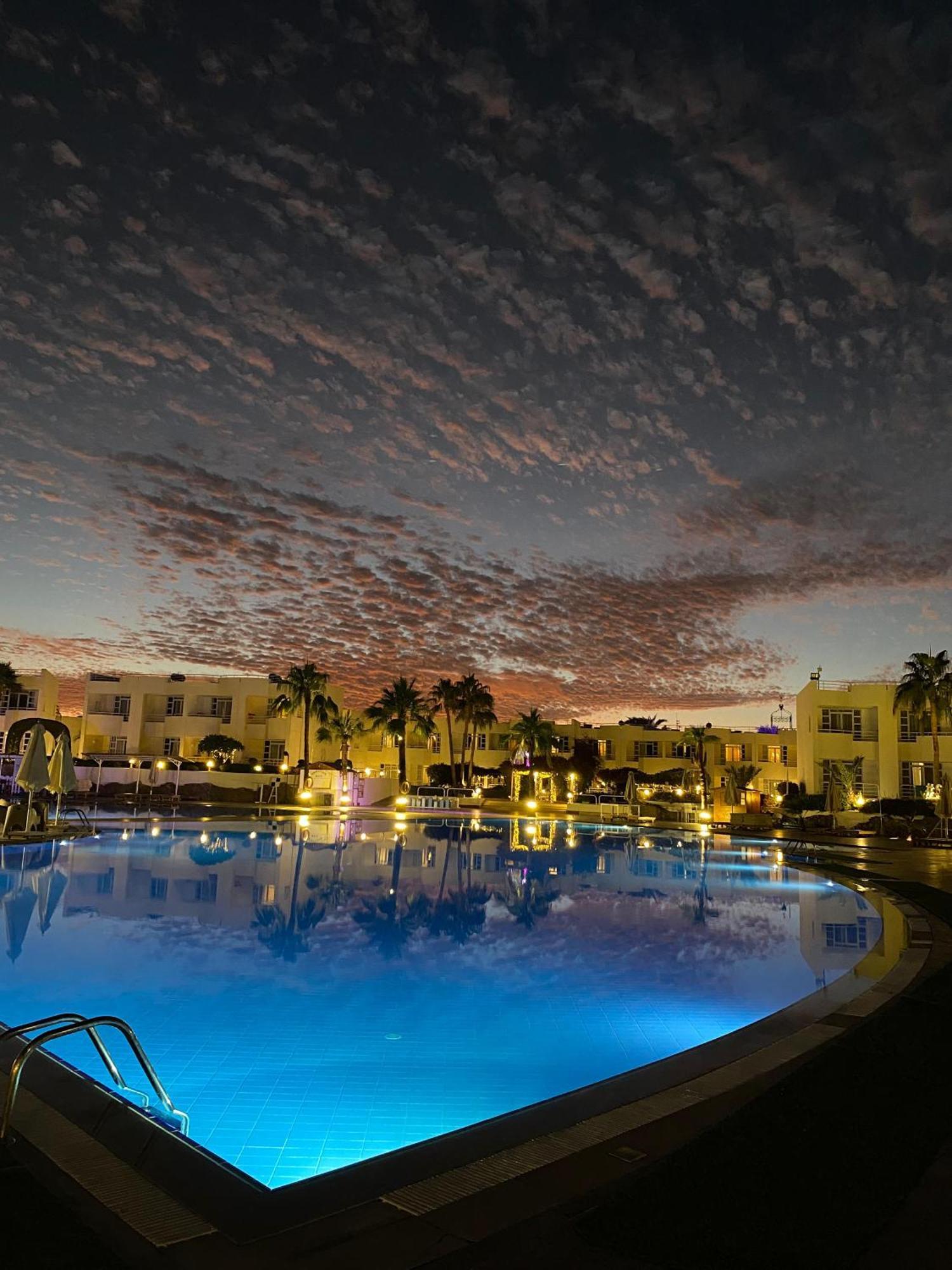 Reef Resort