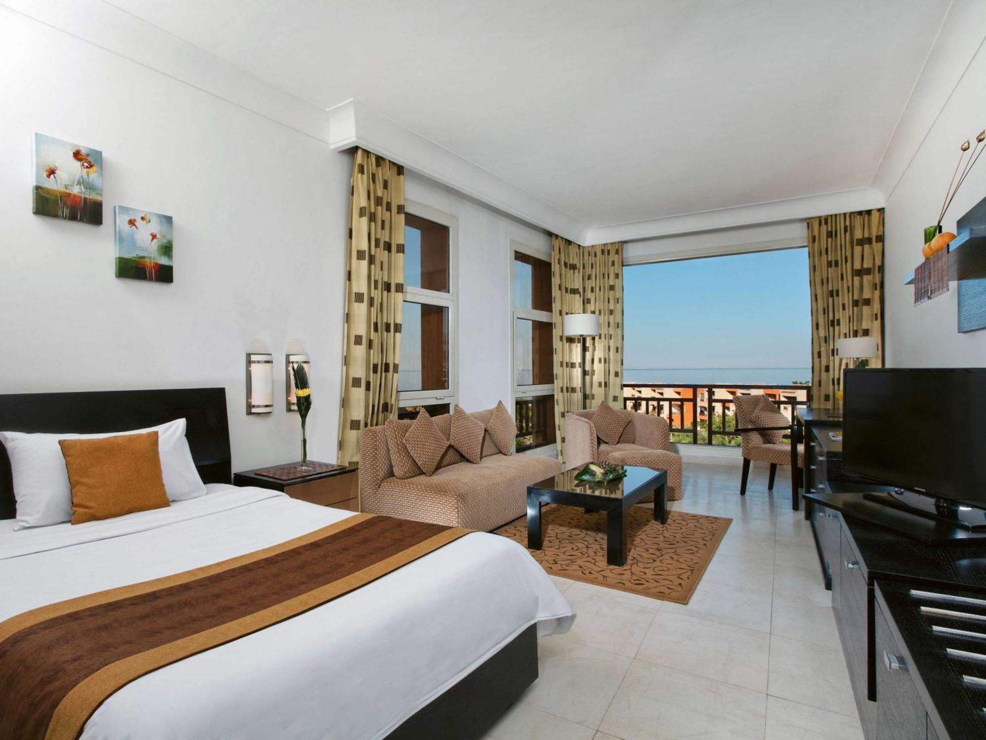Resort Moevenpick El Sokhna 5*
