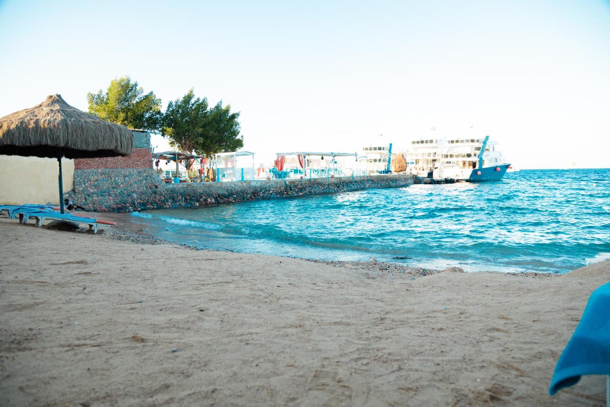 Sun & Sea And Aqua Park - 3*