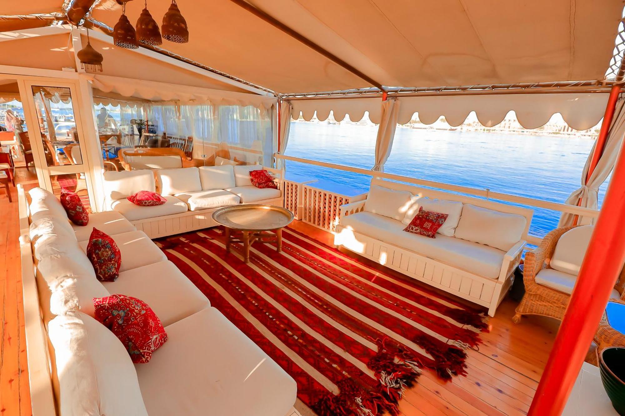 Botel Saray El Nil Dahabiya *