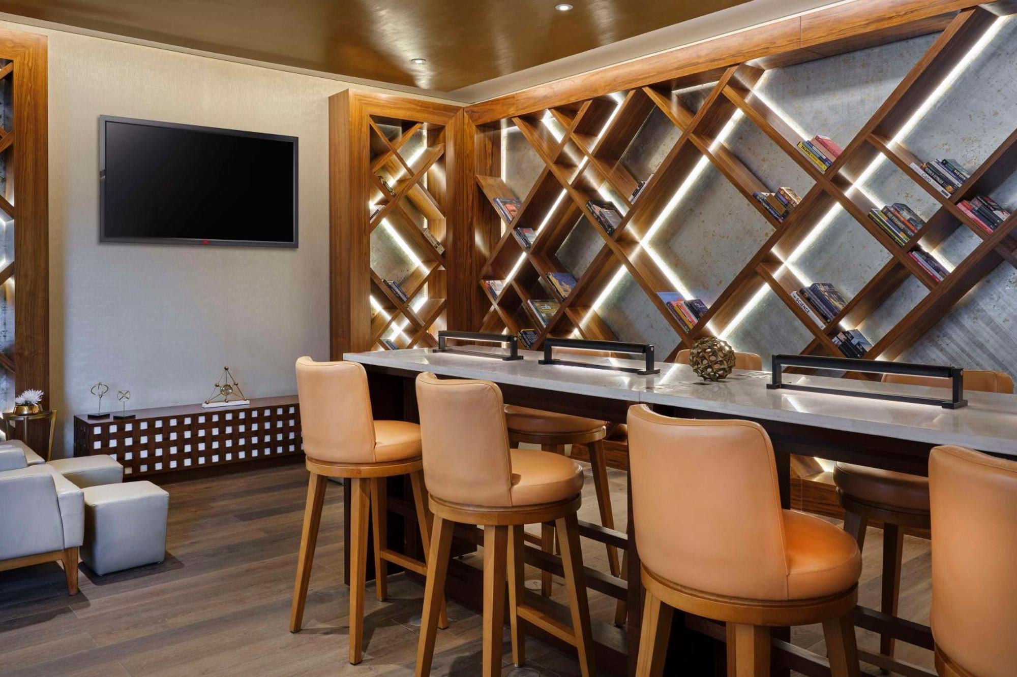 Hilton Nile Maadi Otel