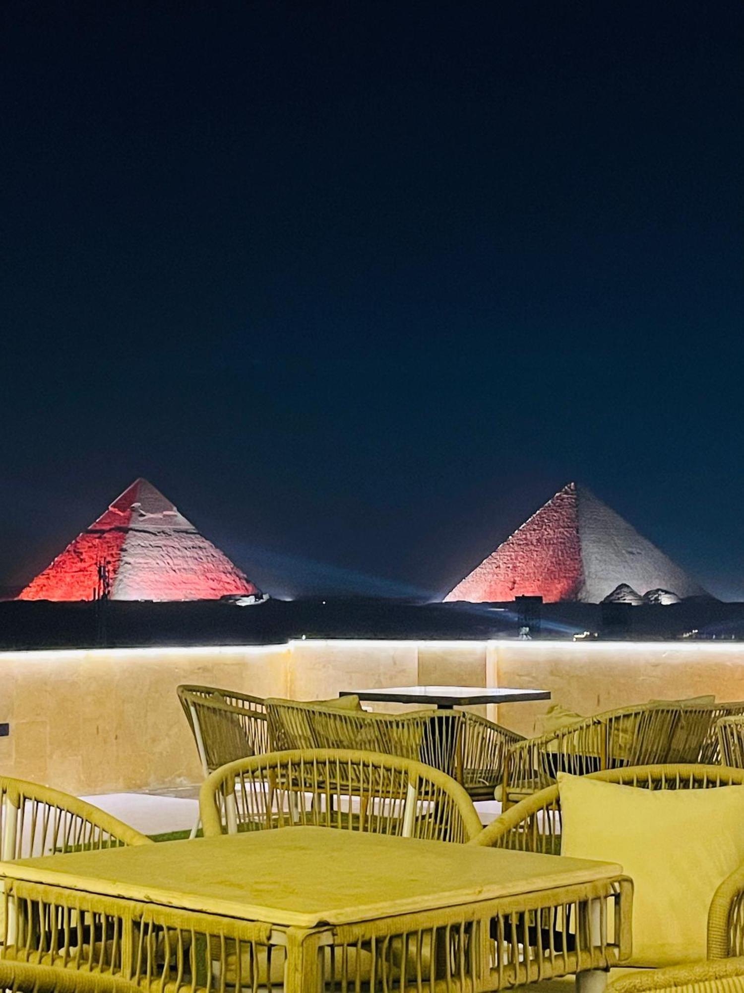 Golden Mask Pyramids Hotel *
